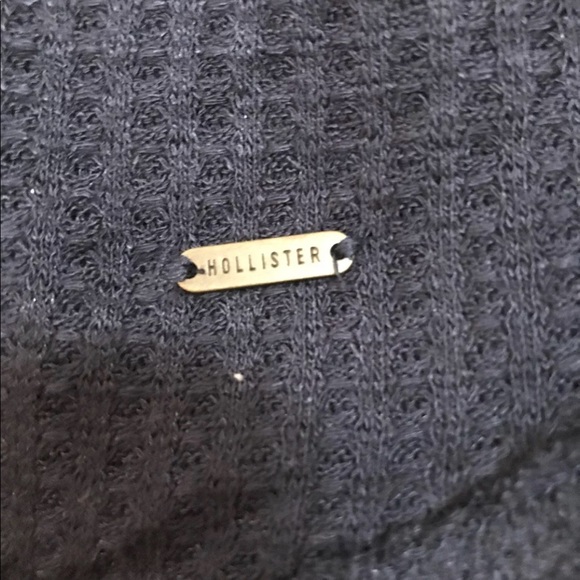 Two Hollister off the shoulder tops! - Picture 3 of 5